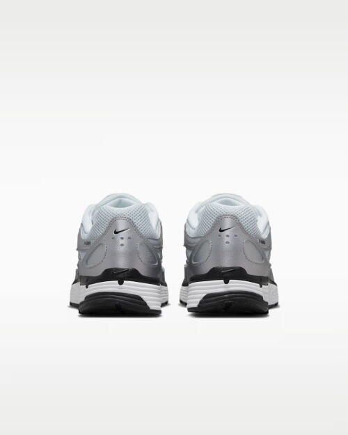 Baskets pour femmes Nike à la mode Gris 3/5