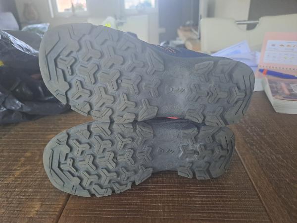 Entre Particuliers - Chaussure de randonnée 4/5