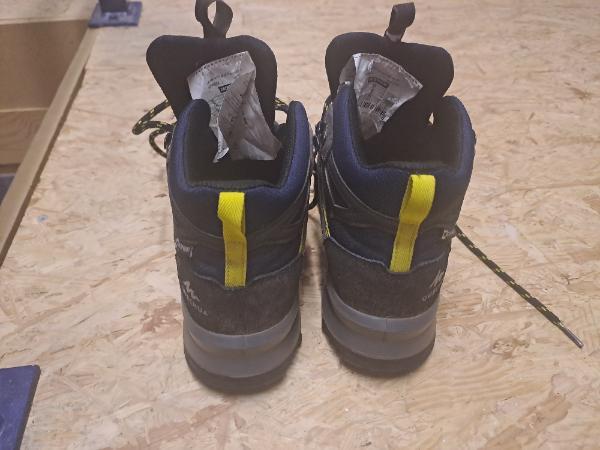 Tussen Particulieren - Wandelschoenen 3/4