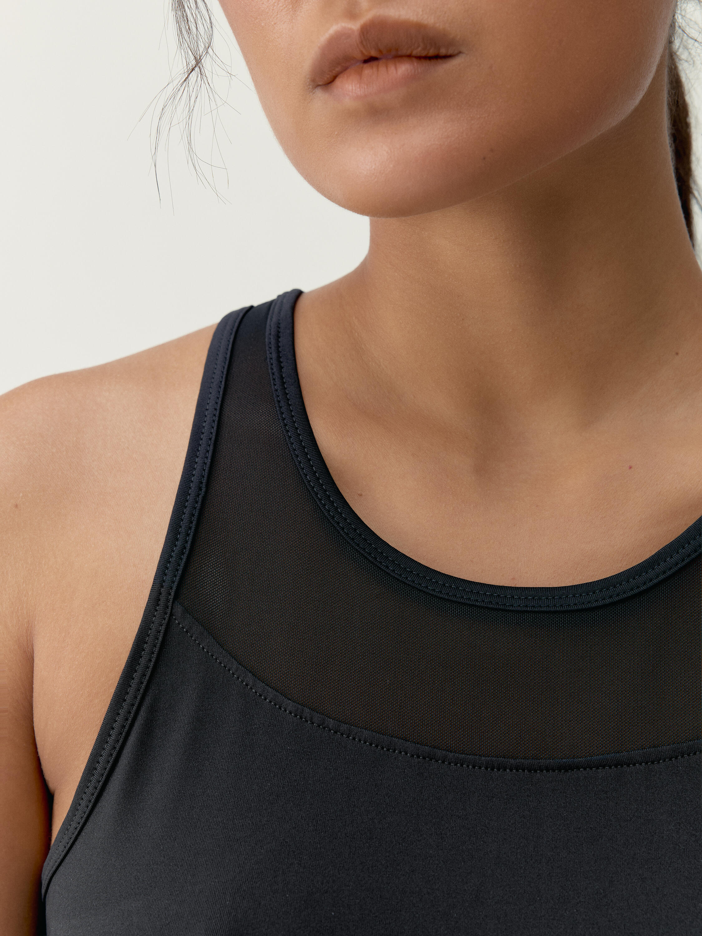 T-Shirt de sport Performance sans manches KIAVA 3/7