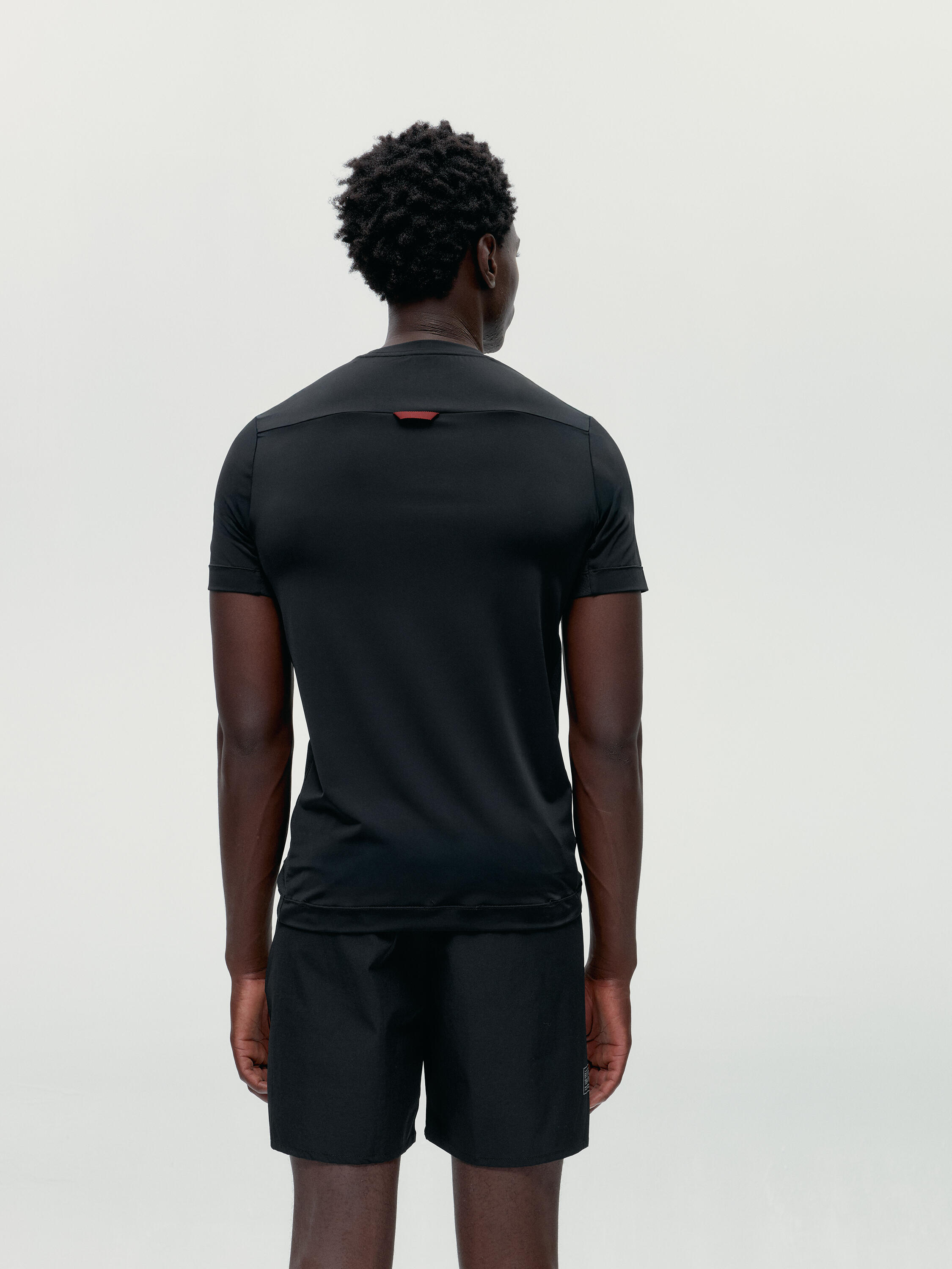 T-Shirt de sport Performance manches courtes VOLTA 2/7