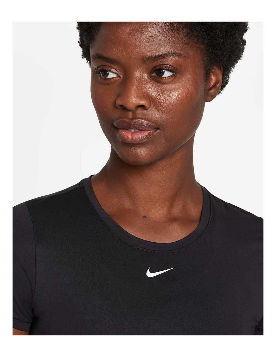 Camiseta ajustada NIKE One DF SS 6/6