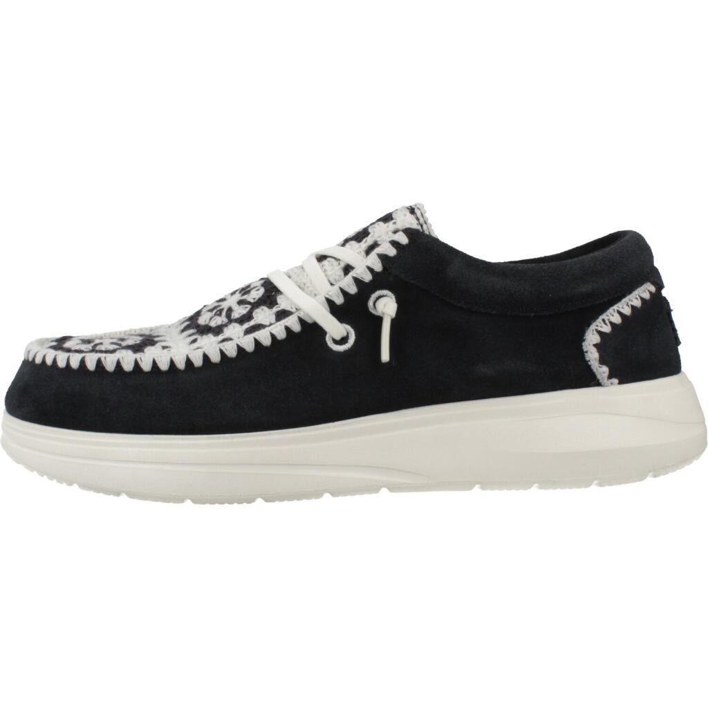 Zapatos Casual Mujer Hey Dude Wendy Comf Suede Crochet 2/5