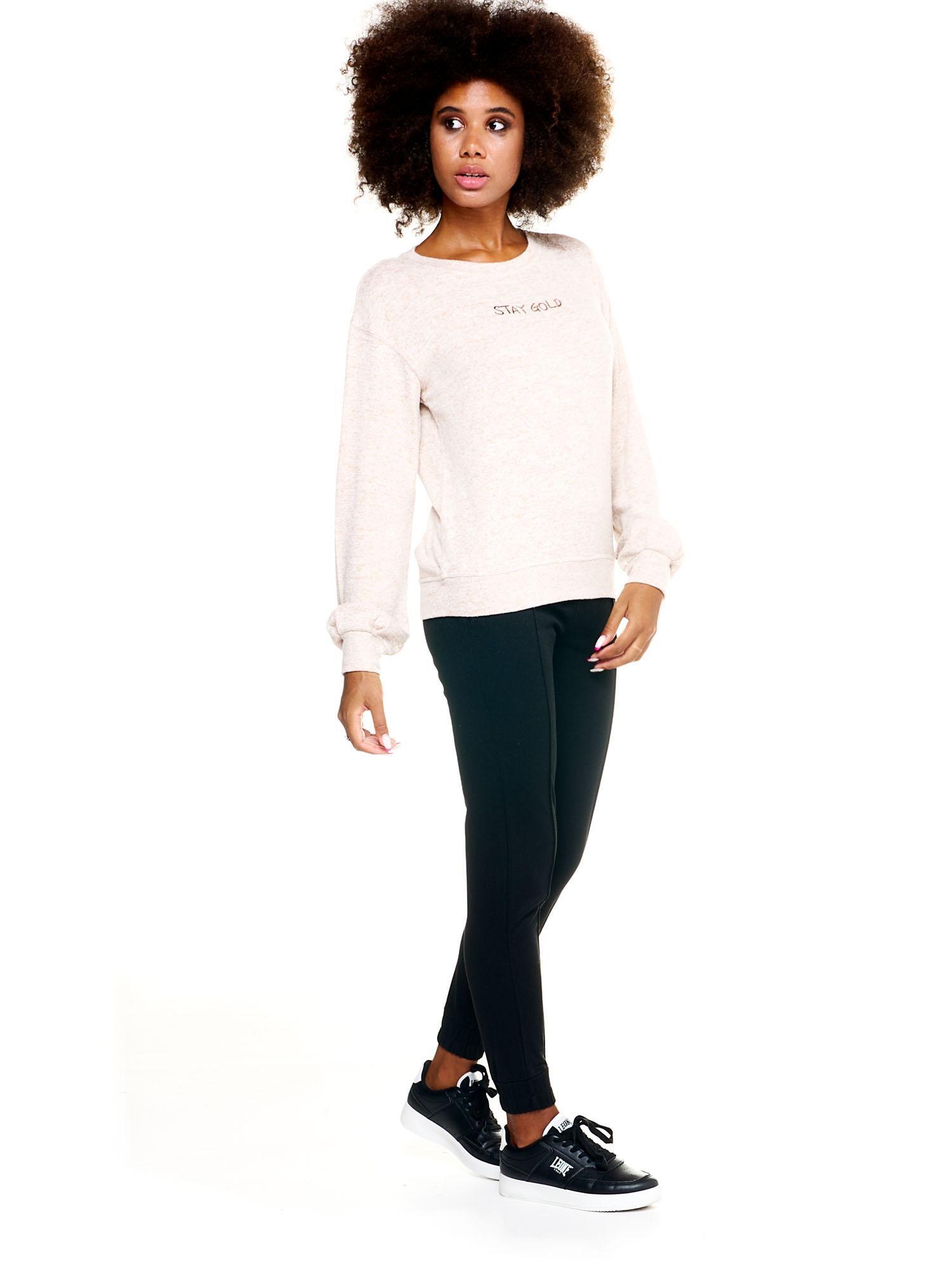 Leone dames sweatshirts met ronde hals, winterse chique stijl, boksstijl 3/8