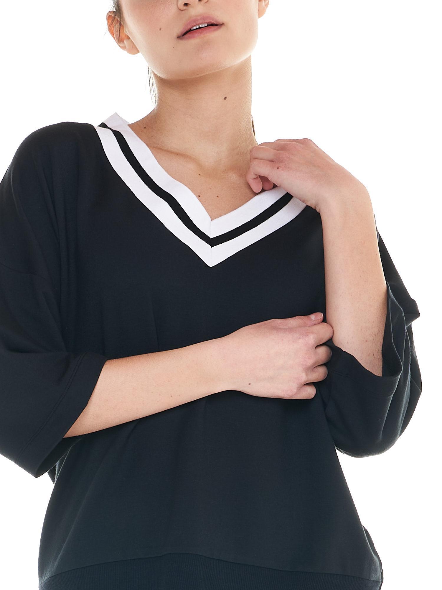 Sweat col V femme noir et blanc 6/7