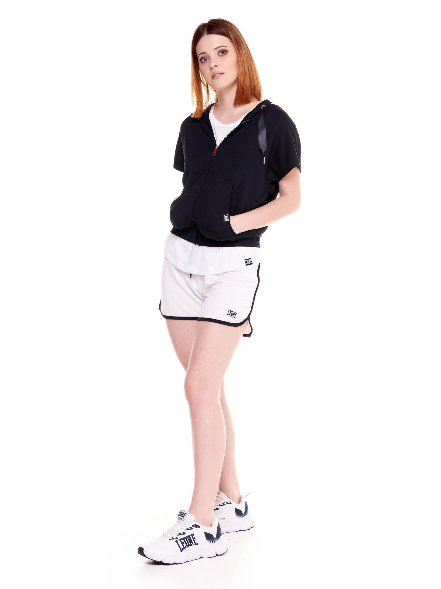 Moletom feminino preto e branco 3/5