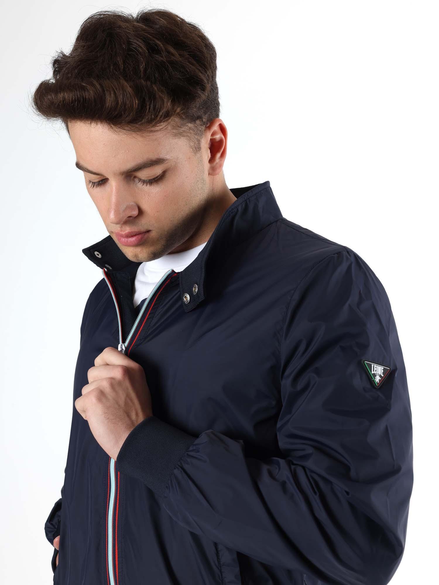 Casaco Leone Basic K-Way com gola  e fecho Homem 5/6