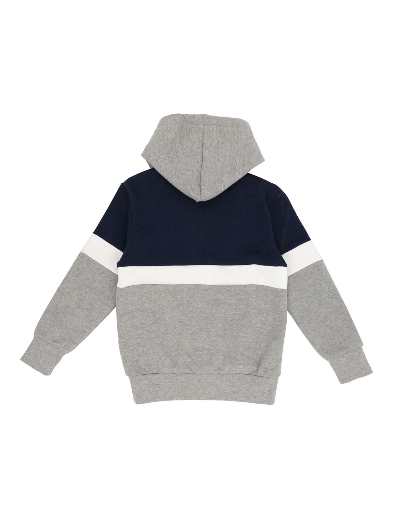 Bluza z kaptur na co dzień na siłownię