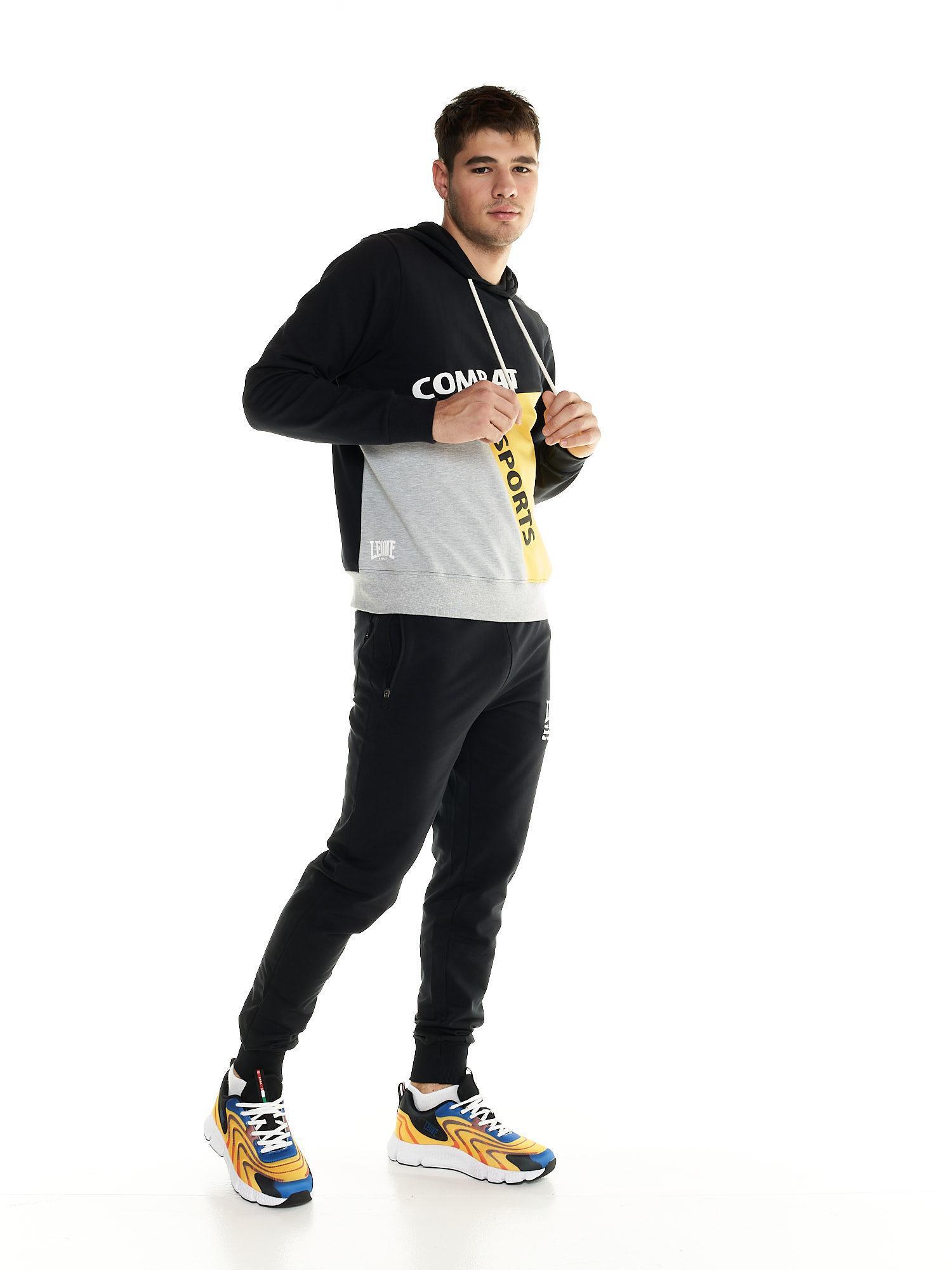 Bluza z kaptur na co dzień na siłownię