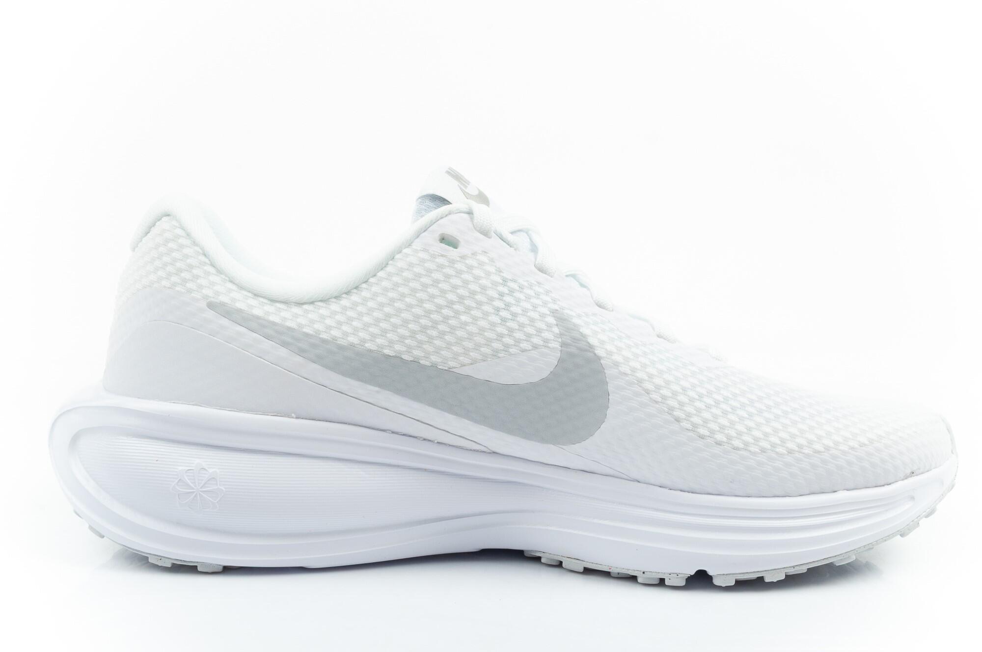 Chaussures de sport pour femmes Nike Revolution 8 4/7