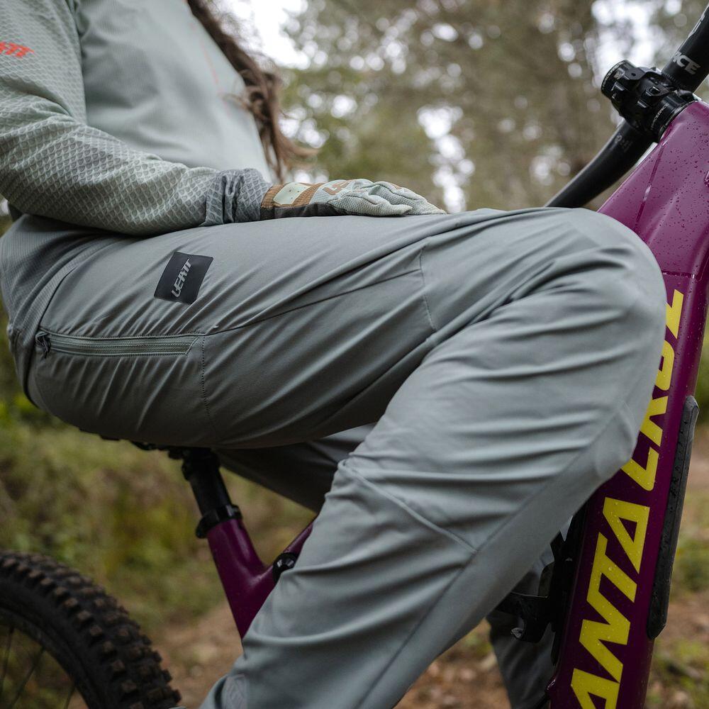 Leatt Pantaloni Donna Interni Tecnici MTB Trail 3.0 - con Fondello Riding 5/7