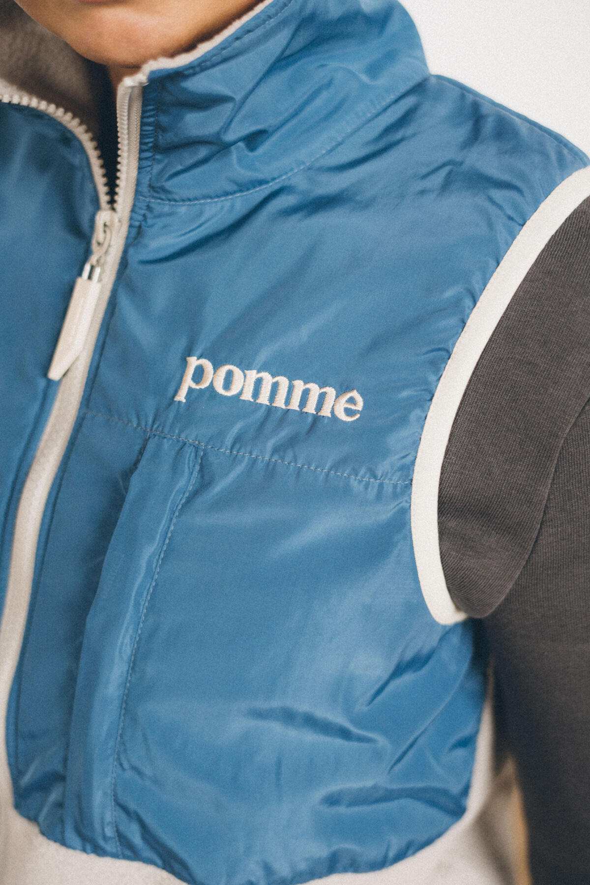 Bonnie Vest, Grigio Pioggia 3/7