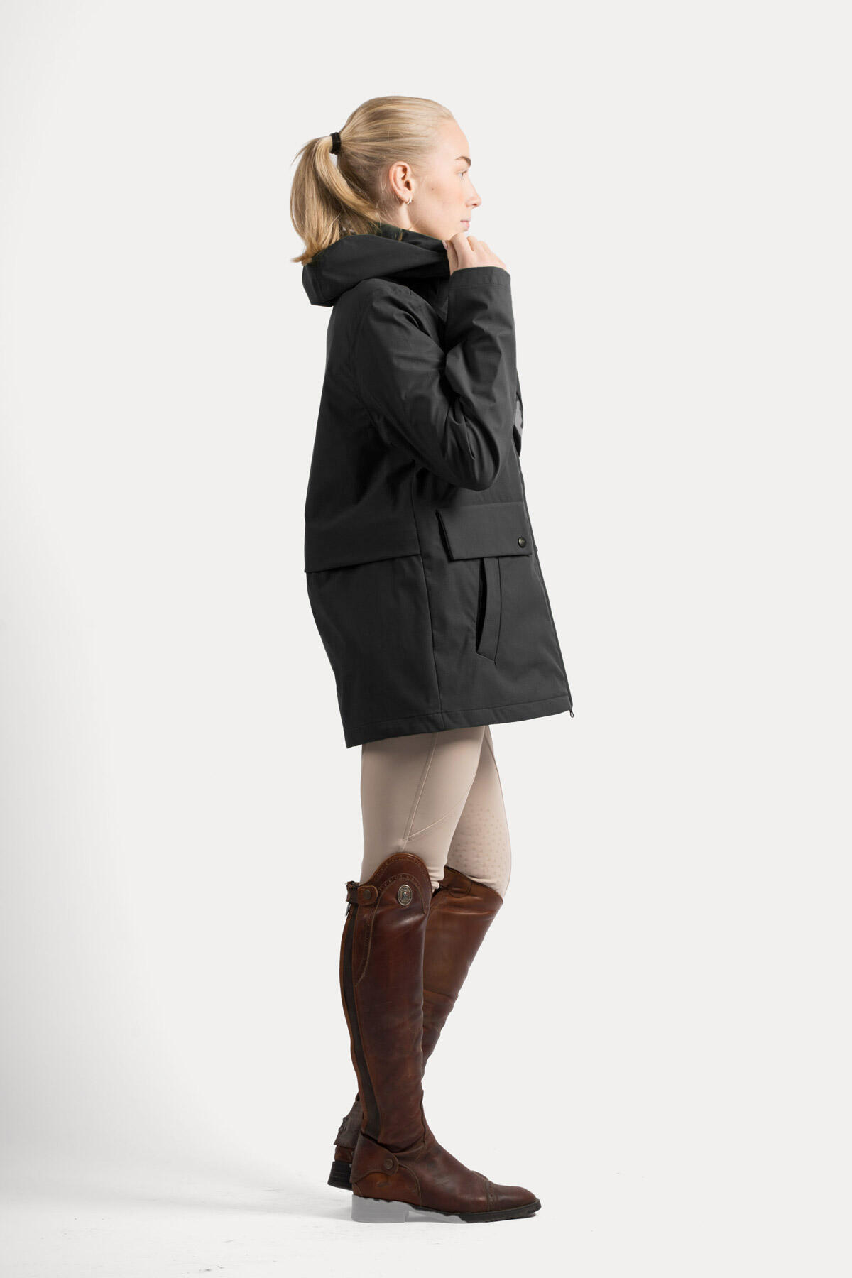 Giacca corta Lova Parkas, nera 3/7