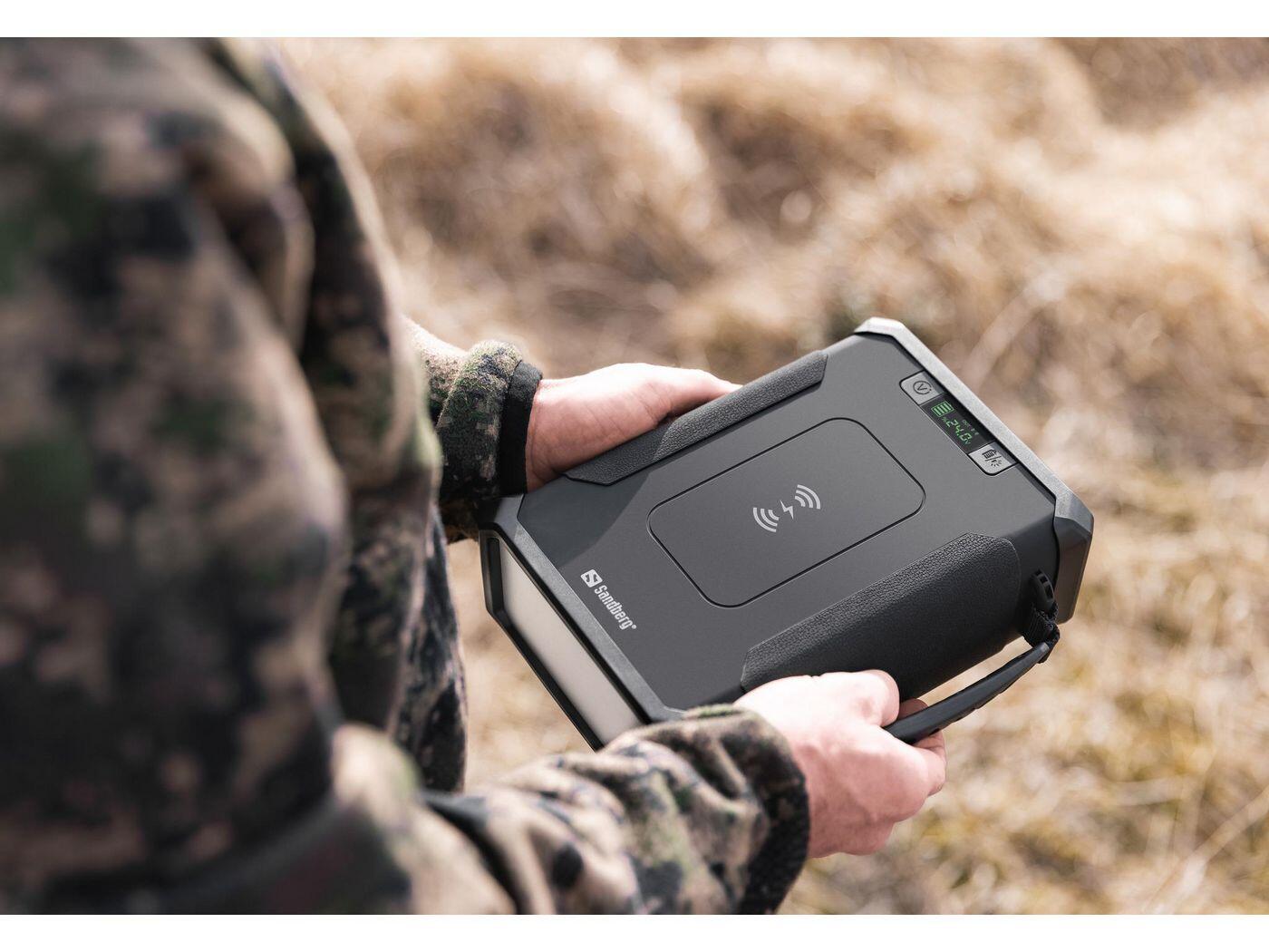 SANDBERG Survivor Powerbank 8-in-1 96k impermeabile nero 4/7