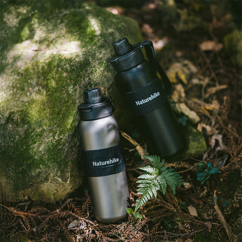 Turistická titanová termoska 0,6 l 2/3