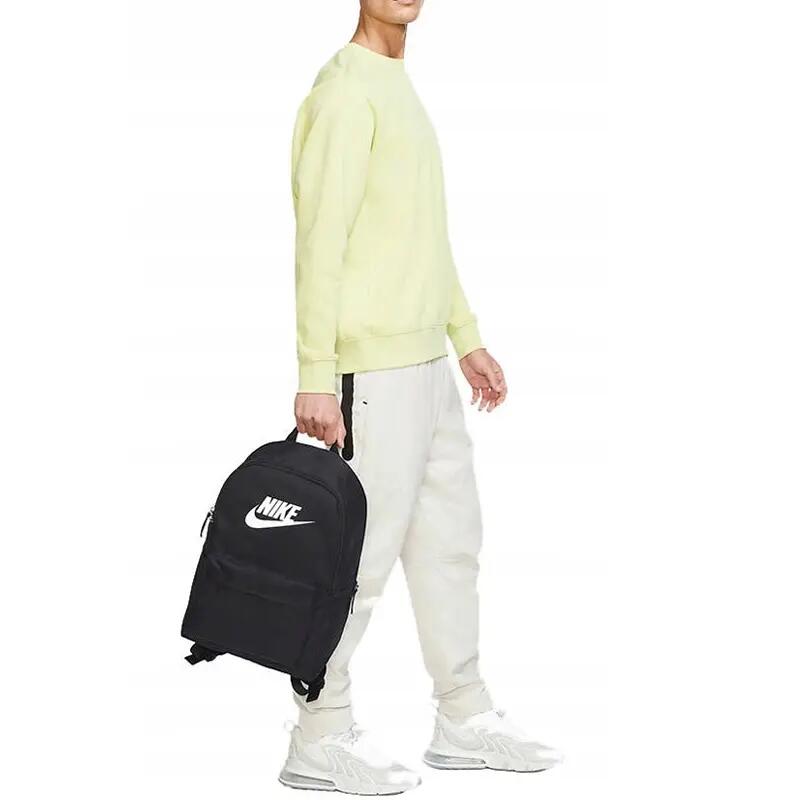 Nike schwarzer Sport-Schulrucksack BA5879-011 6/7