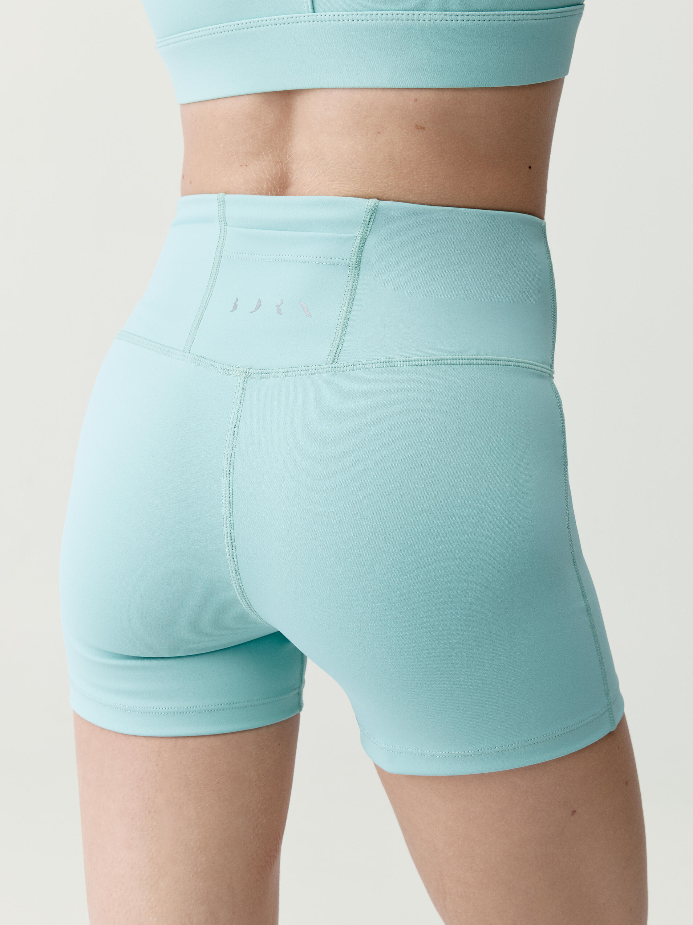 Pantaloncini sportivi da donna Deo Performance 2/6