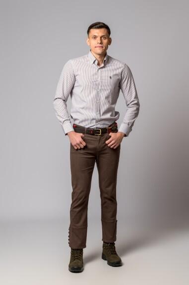 PANTALON CAMPERO CON BOTONES MOCA 3/5