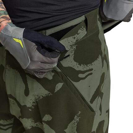 Leichte und atmungsaktive MTB-Shorts SKYLINE SHADOW mit Sitzpolster