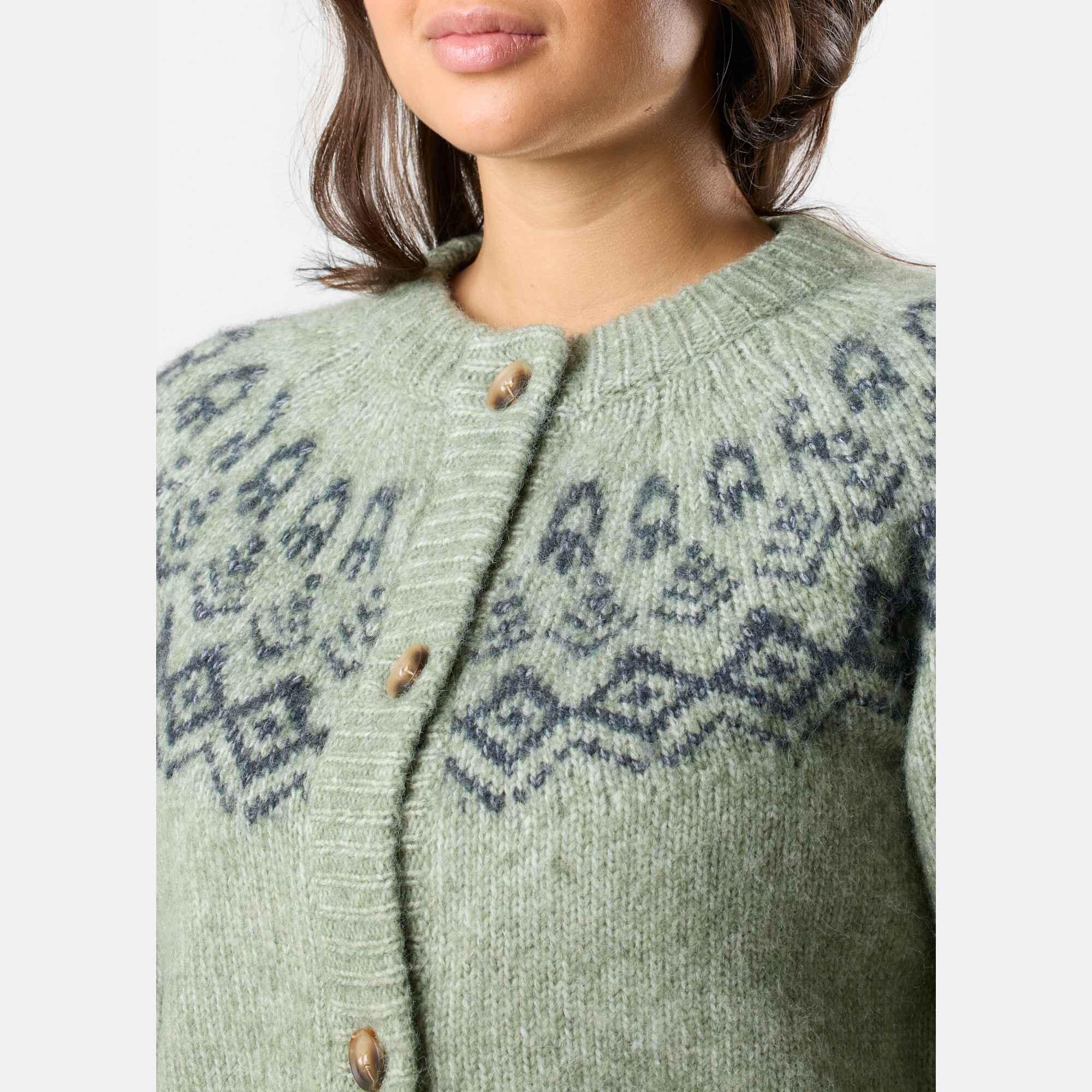 Dames sweaters cardigan Lofoten wol gebreid 5/7