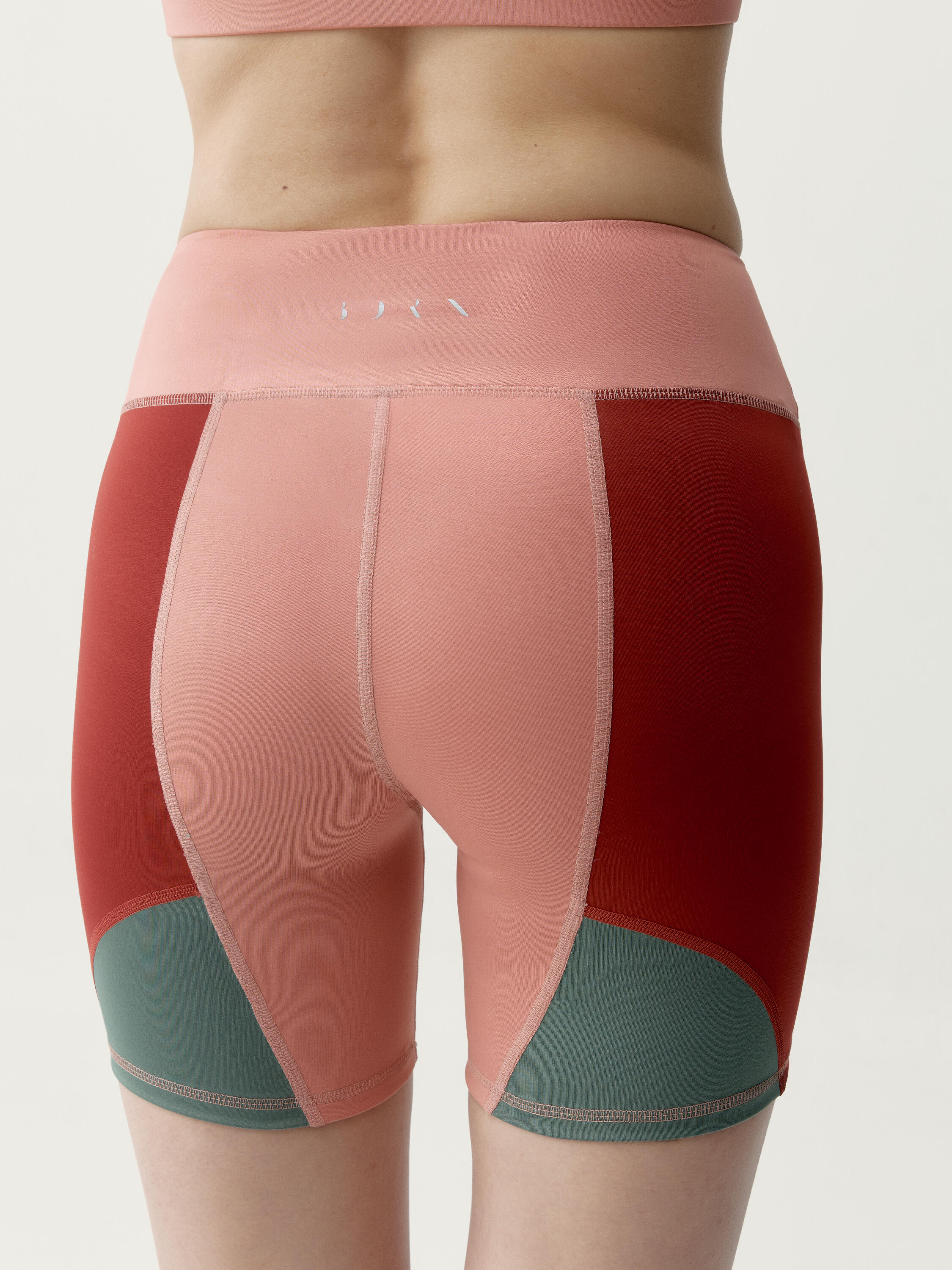 Pantaloncini sportivi da donna Darana Performance 2/5