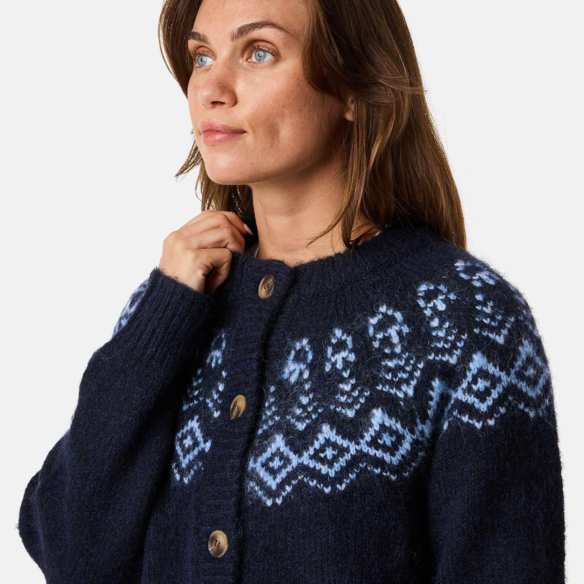 Dames sweaters cardigan Lofoten wol gebreid 5/7