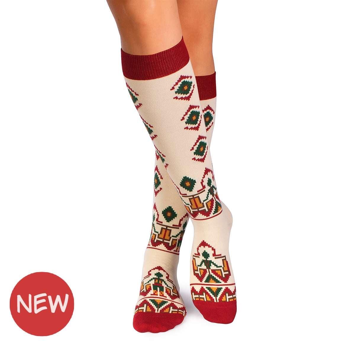 Chaussettes longues 3/4 pour femme en coton avec motifs traditionnels roumains 1/6