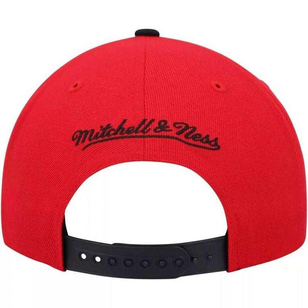 Gorra Ajustable Day One Diseño Toros de Chicago para Hombre Blanco, Negro, Rojo 2/4
