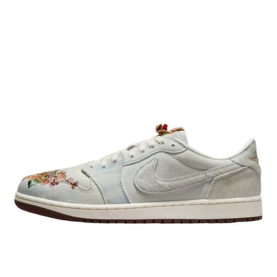 Zapatillas 1 Retro Low OG Football Grey Sail Light Chocolate