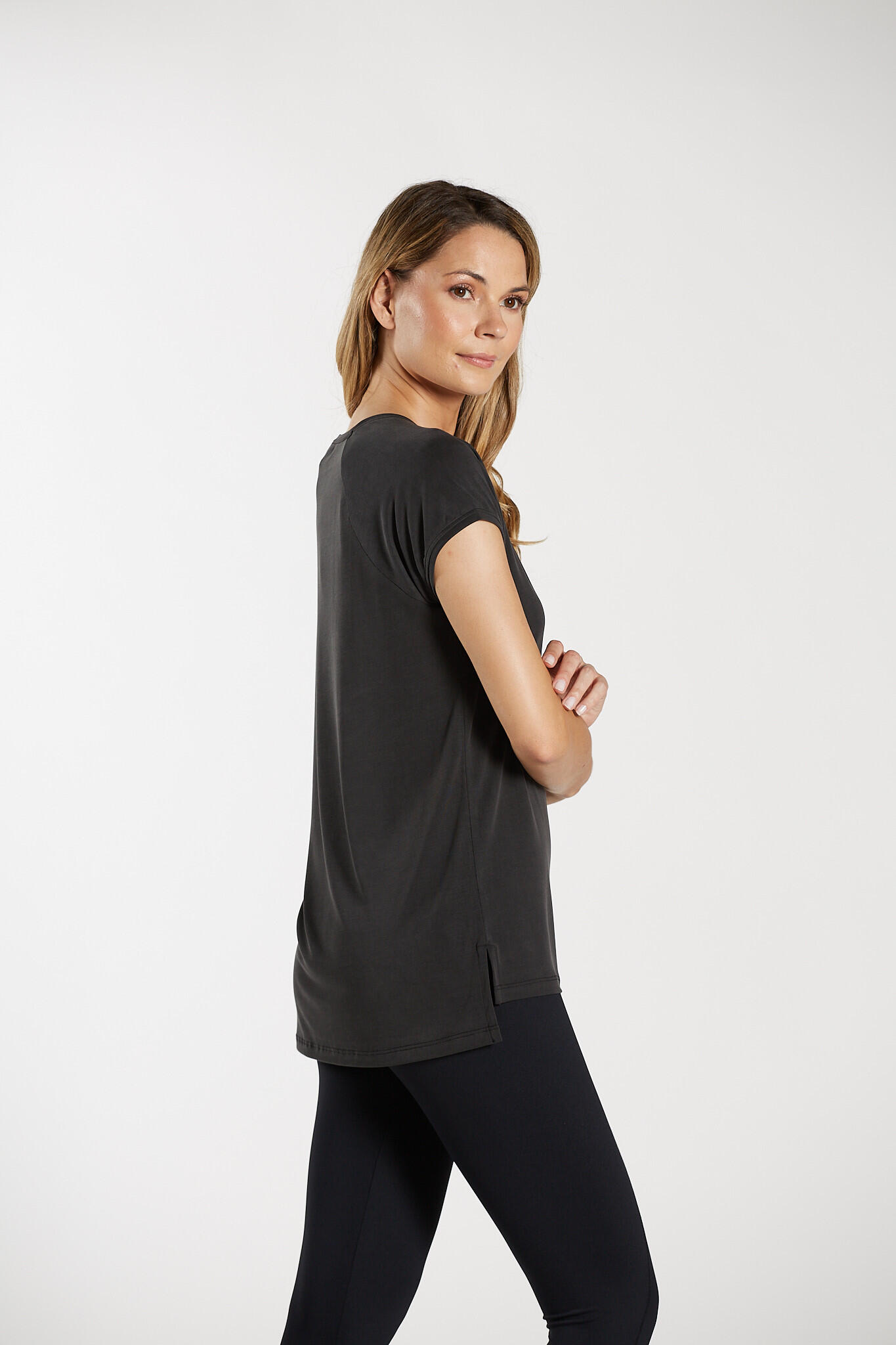 Camiseta Fitness Mujer Ditchil Delicate Modal Negro 2/7
