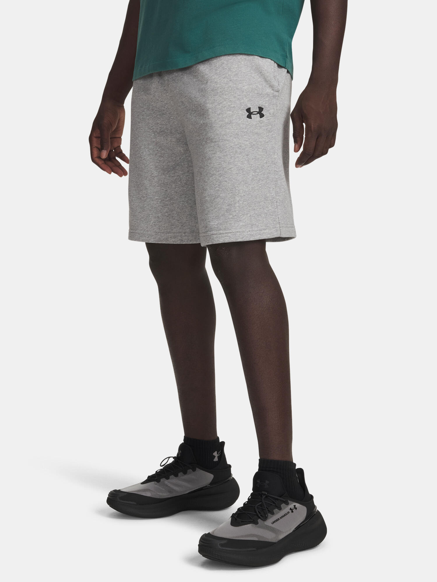 UNDER ARMOUR picture