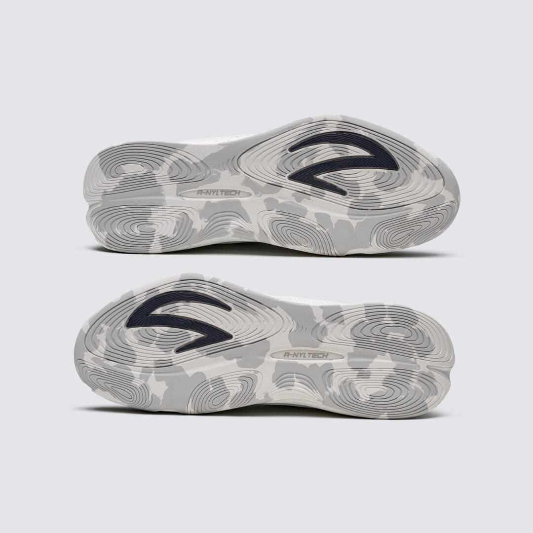 AZZA FENCING 15/14 Tiger Sapatos de Esgrima Adulto Branco/Preto/Ouro 7/7