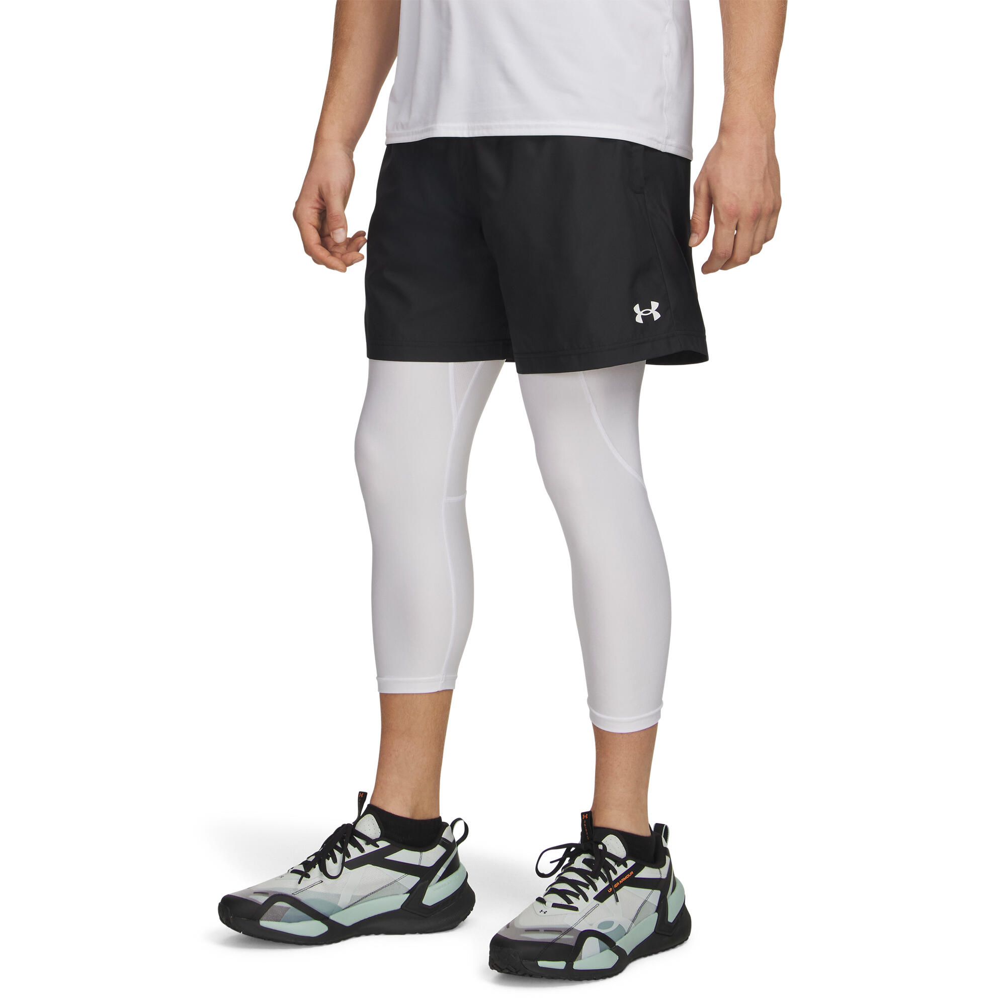 UNDER ARMOUR picture