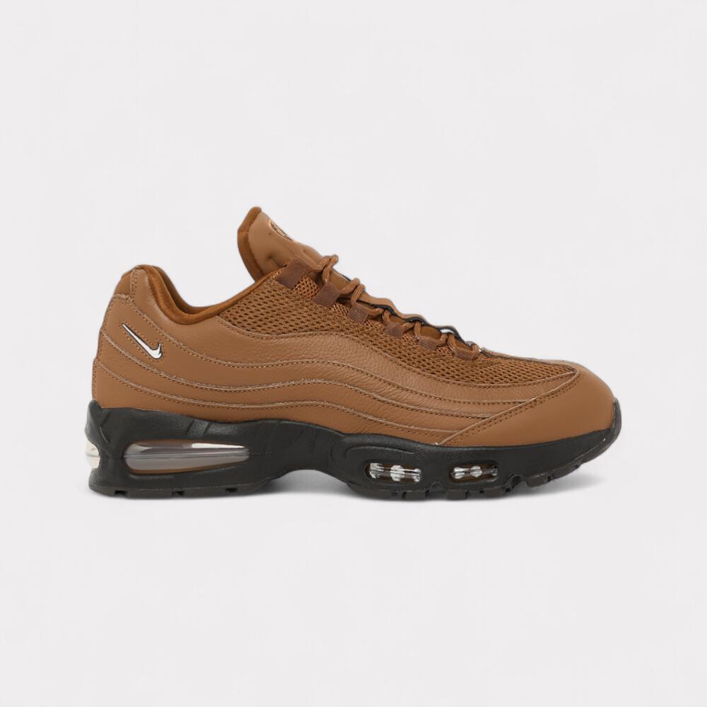 NIKE picture
