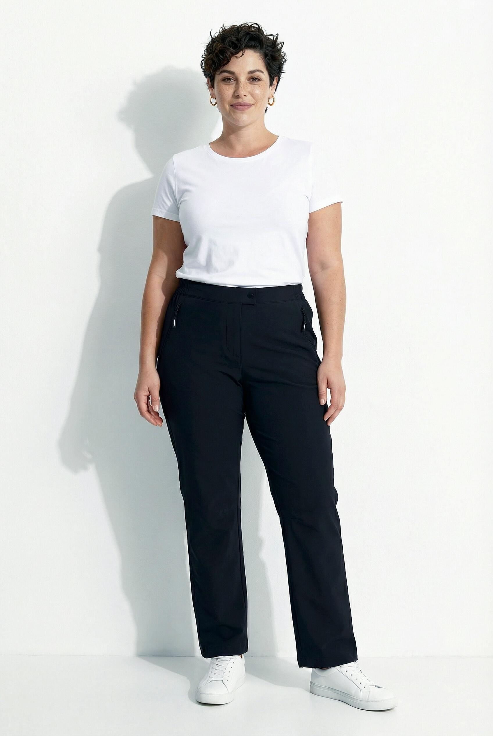 Femme Pantalon technique matière extensible et déperlante taille confortable 1/7