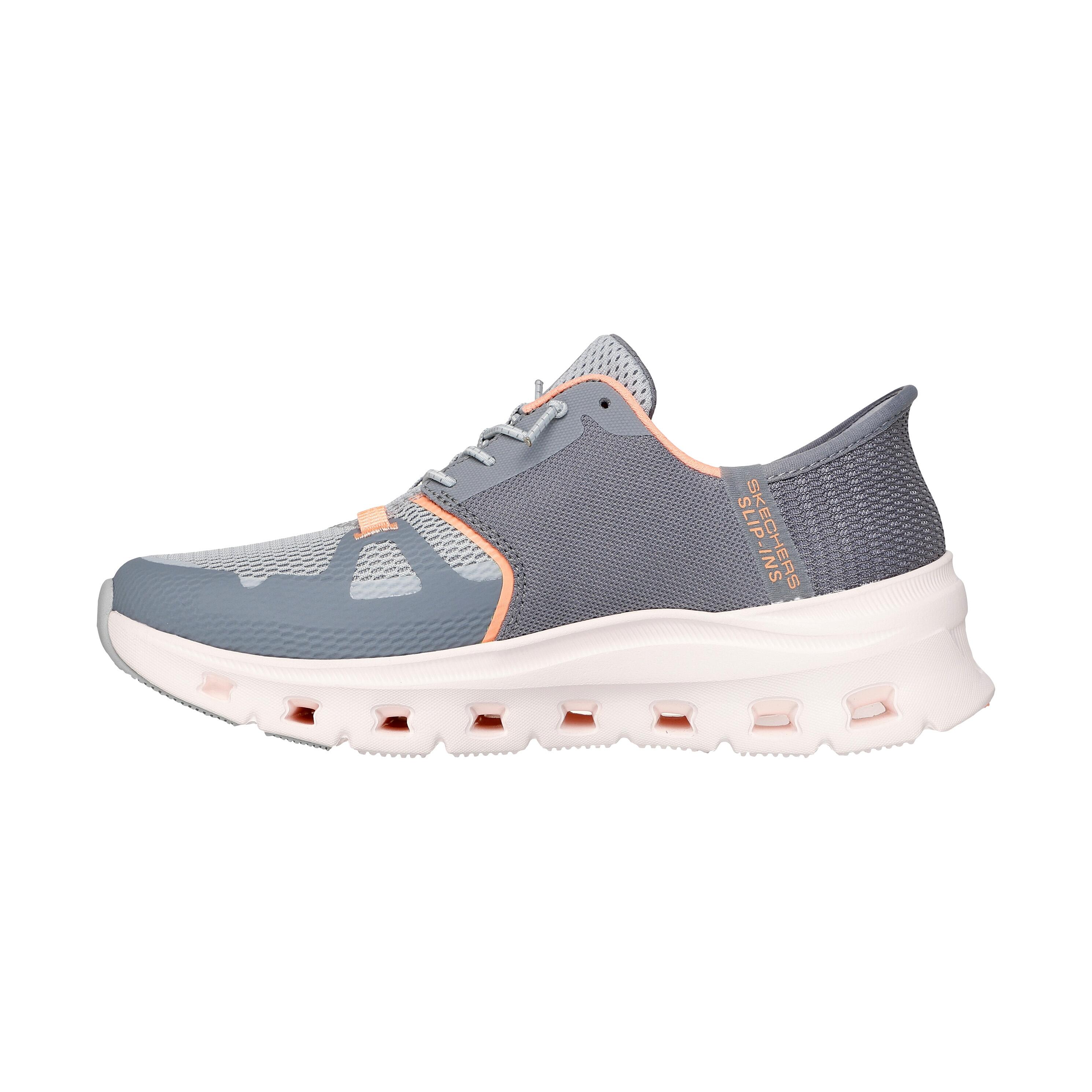 SKECHERS picture