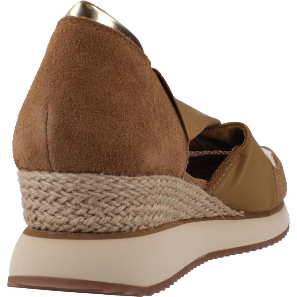 Chaussure de randonnée Baskets Femme Gioseppo VUKA Blan 3/5