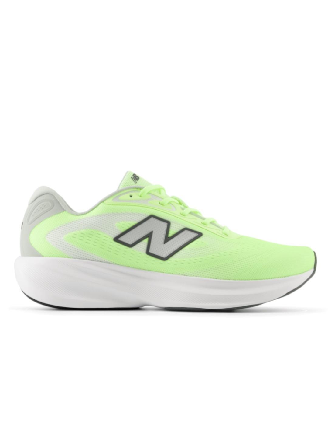 NEW BALANCE picture