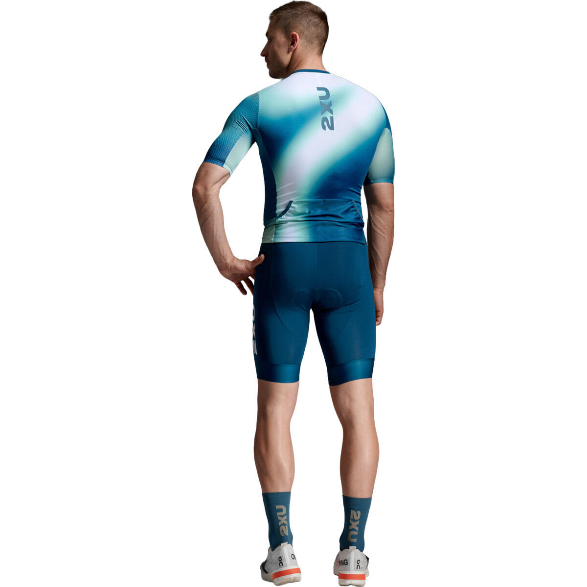 Aero Tri 9 Inch Short 2XU 5/6