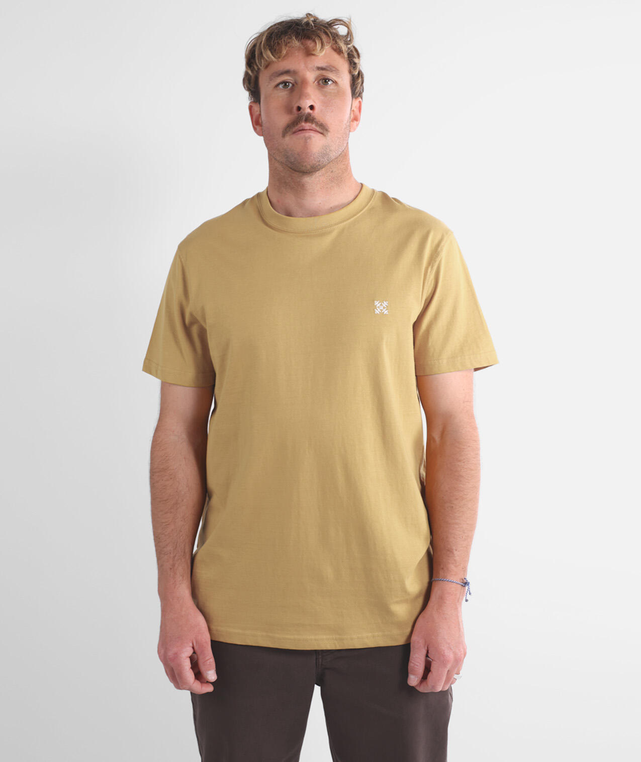 T-shirt tinta unita con ricamo 4flo TEBAZ 2/5