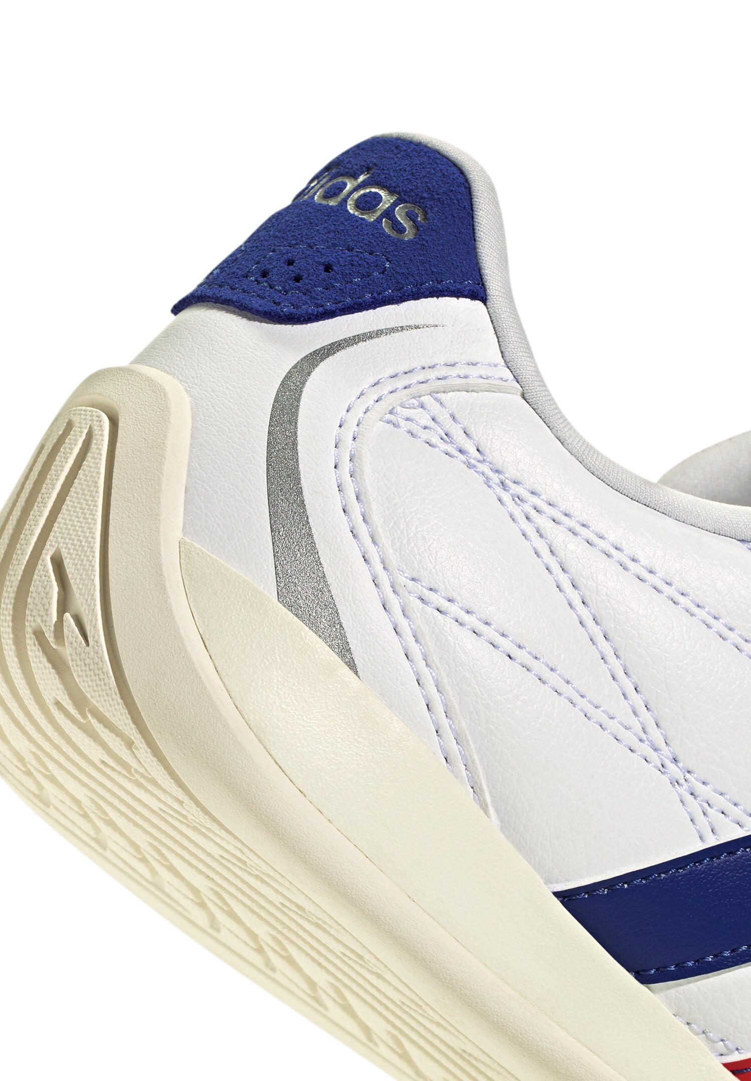 Baskets Fila modèle Adipista pour unisexe 6/7
