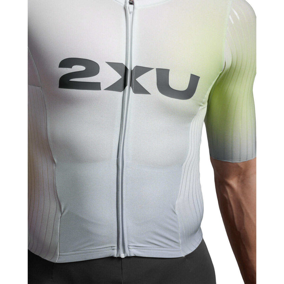 Light Speed React Sleev Trisui 2XU Negro 7/7
