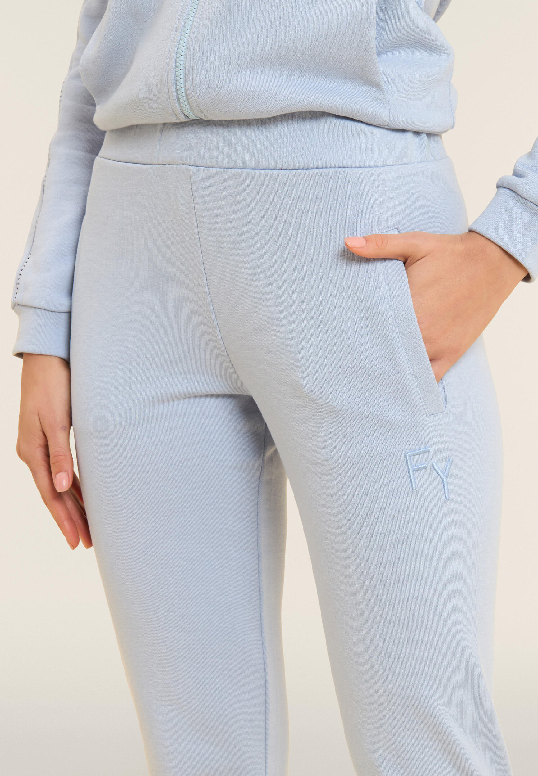 Pantaloni Sportivi Slim Fit con Coulisse e Dettagli Ricamati 4/4