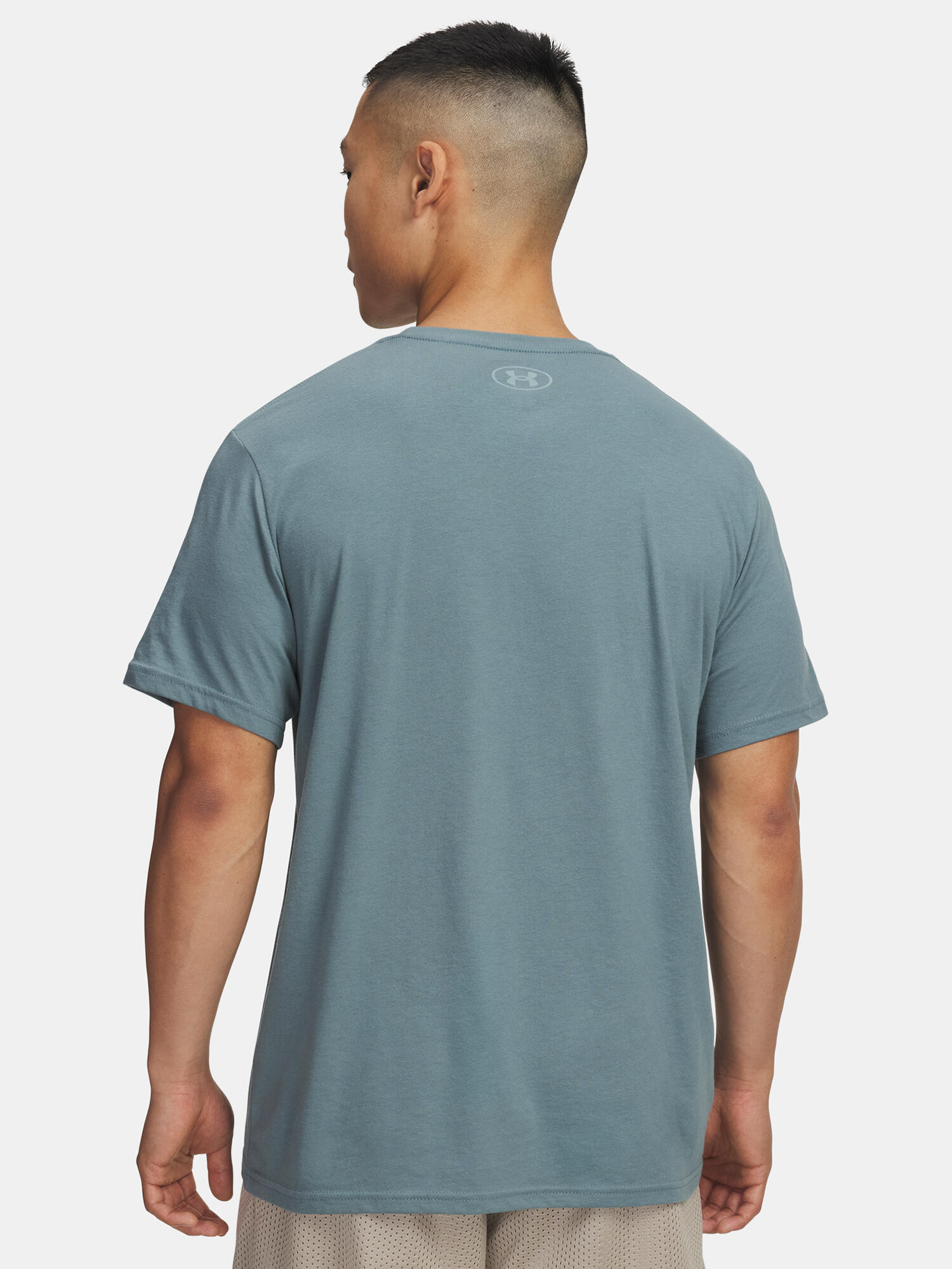 UNDER ARMOUR picture
