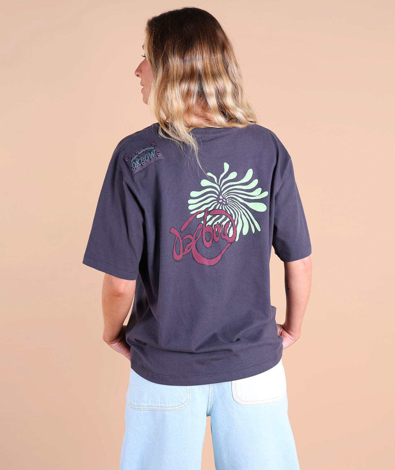 Bedrukt T-shirt op voor- en achterkant OASIS 2/5