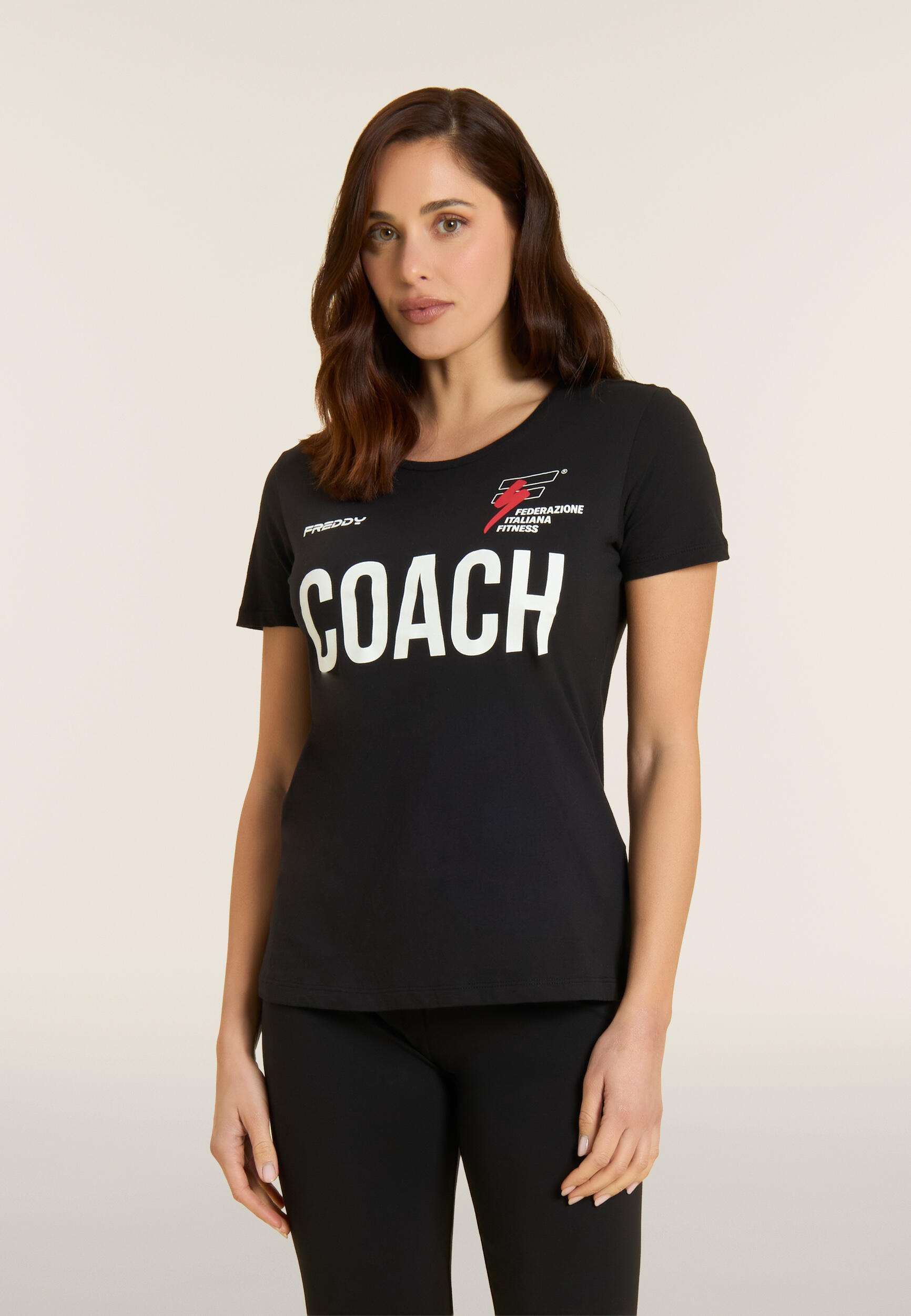 T-shirt d’entraîneur pour femmes Fédération italienne de fitness 2026 2/4