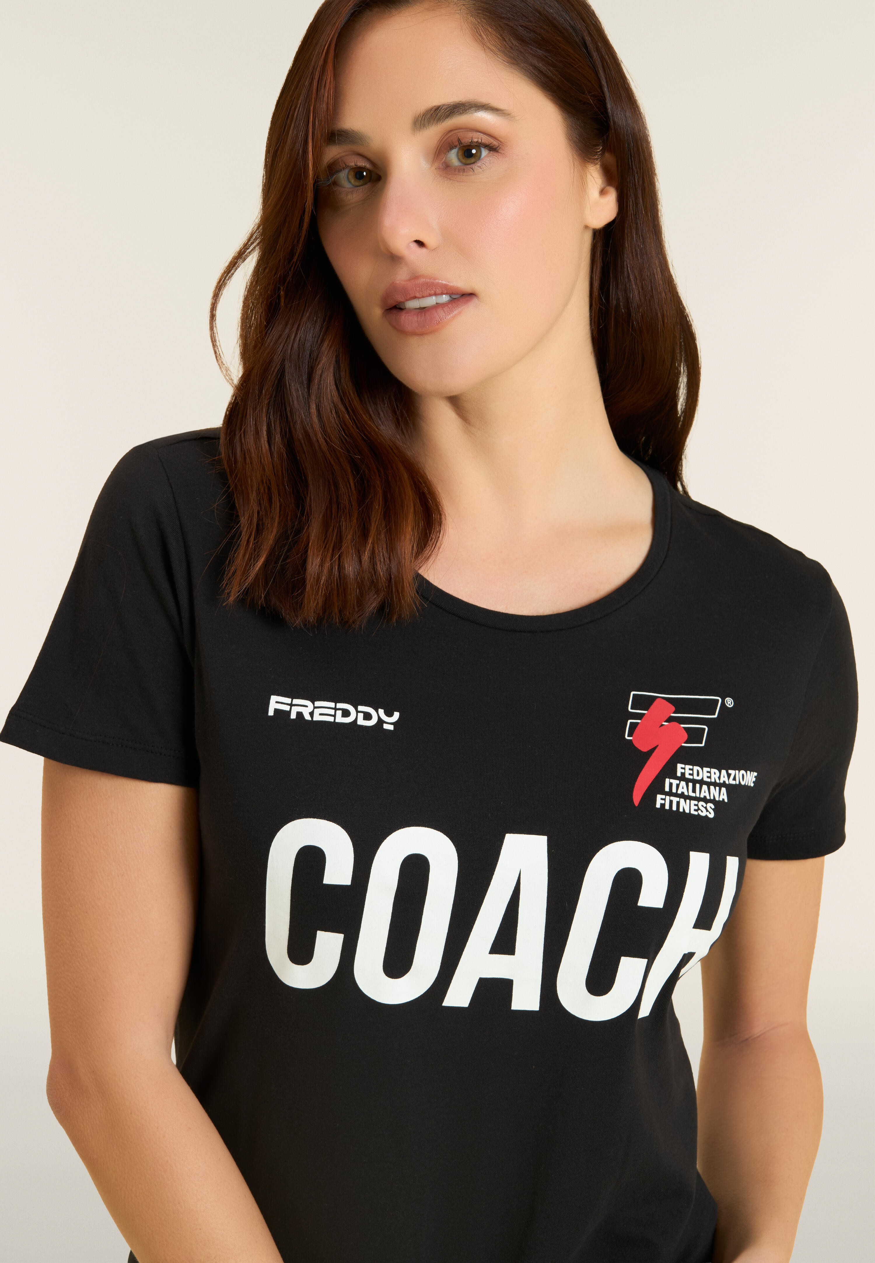T-shirt d’entraîneur pour femmes Fédération italienne de fitness 2026 4/4