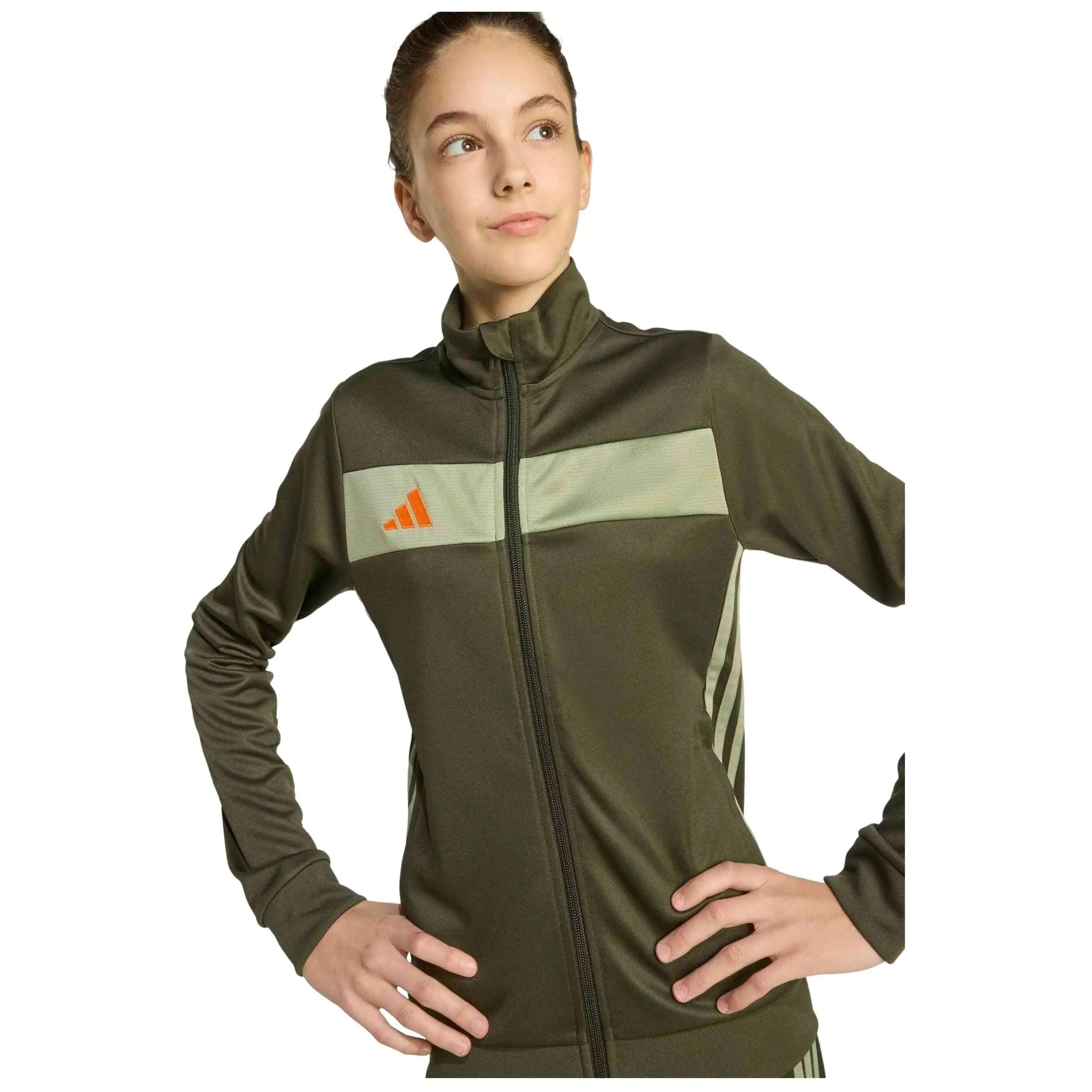 Complete tracksuit Adidas model JX2219 for children 4/5
