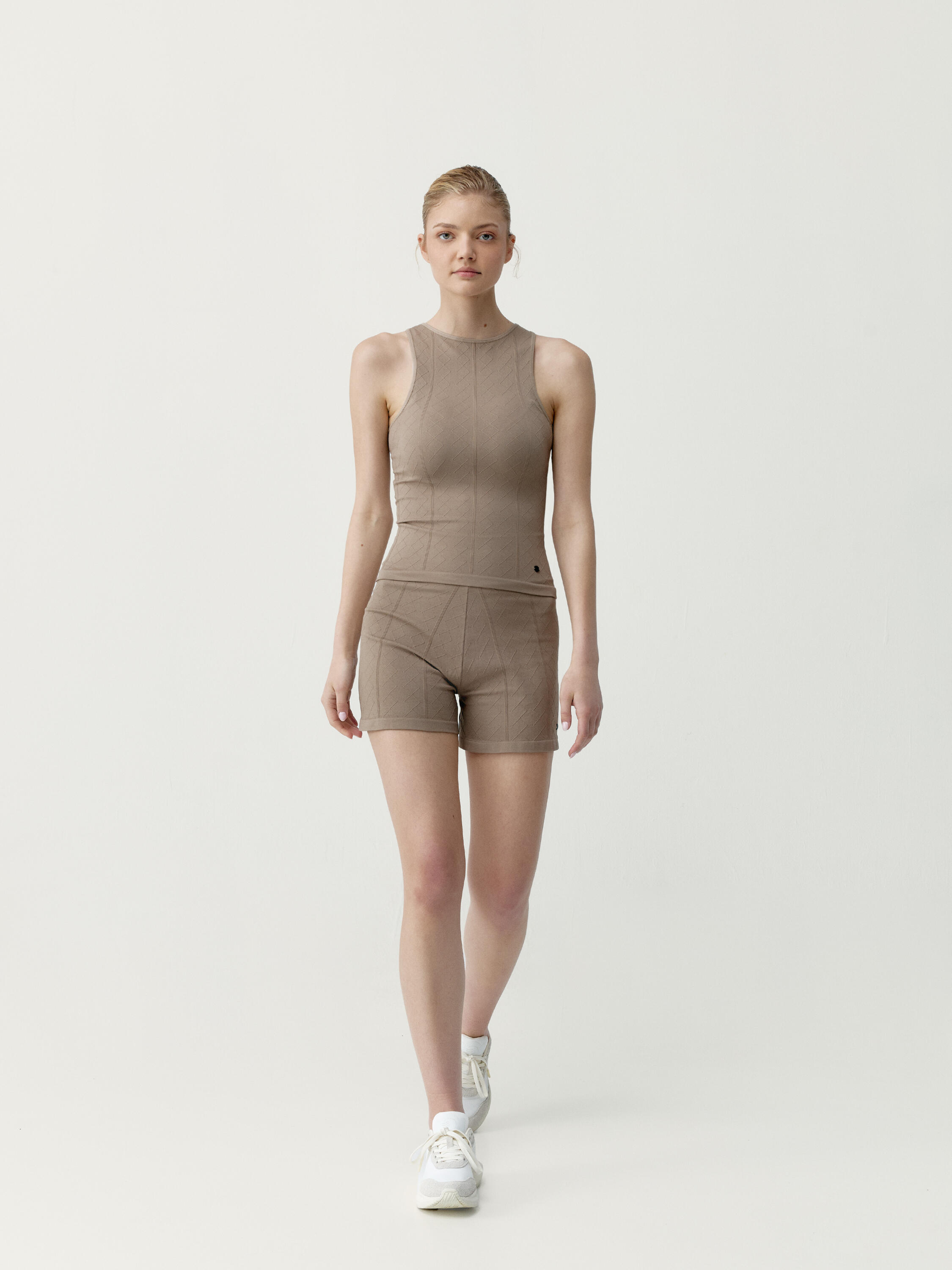 Ares sportshort voor dames 4/5