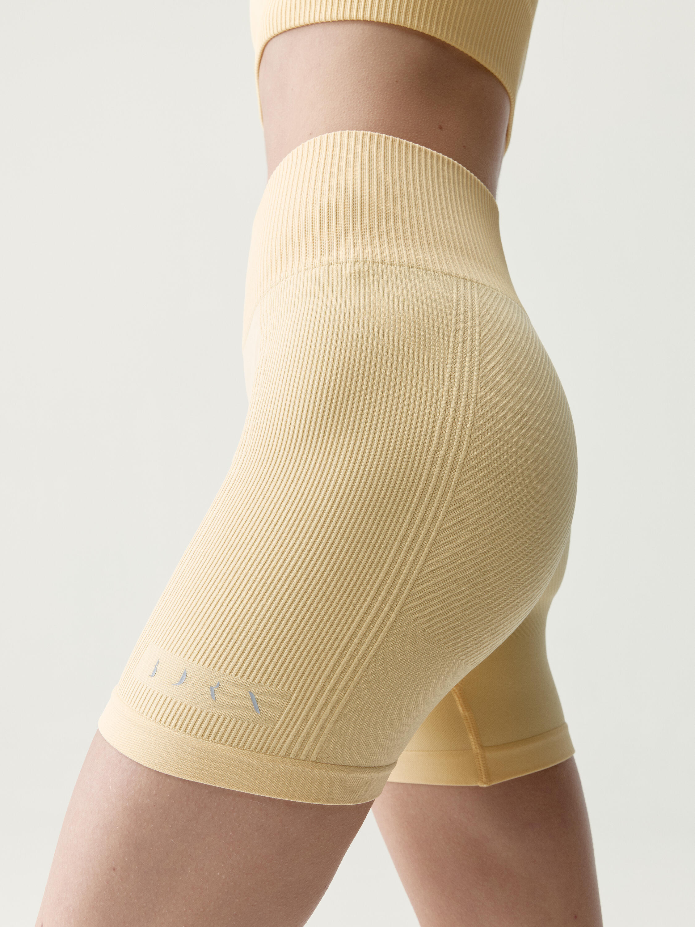 Pantaloncini sportivi da donna Lindy Seamless 3/6
